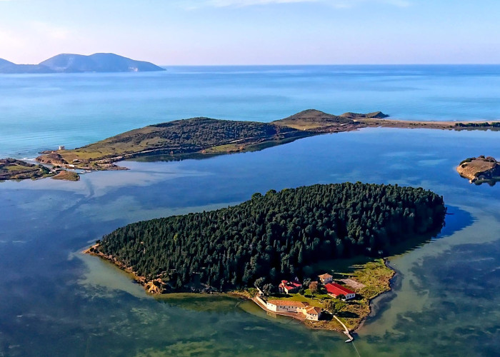 Narta Lagoon